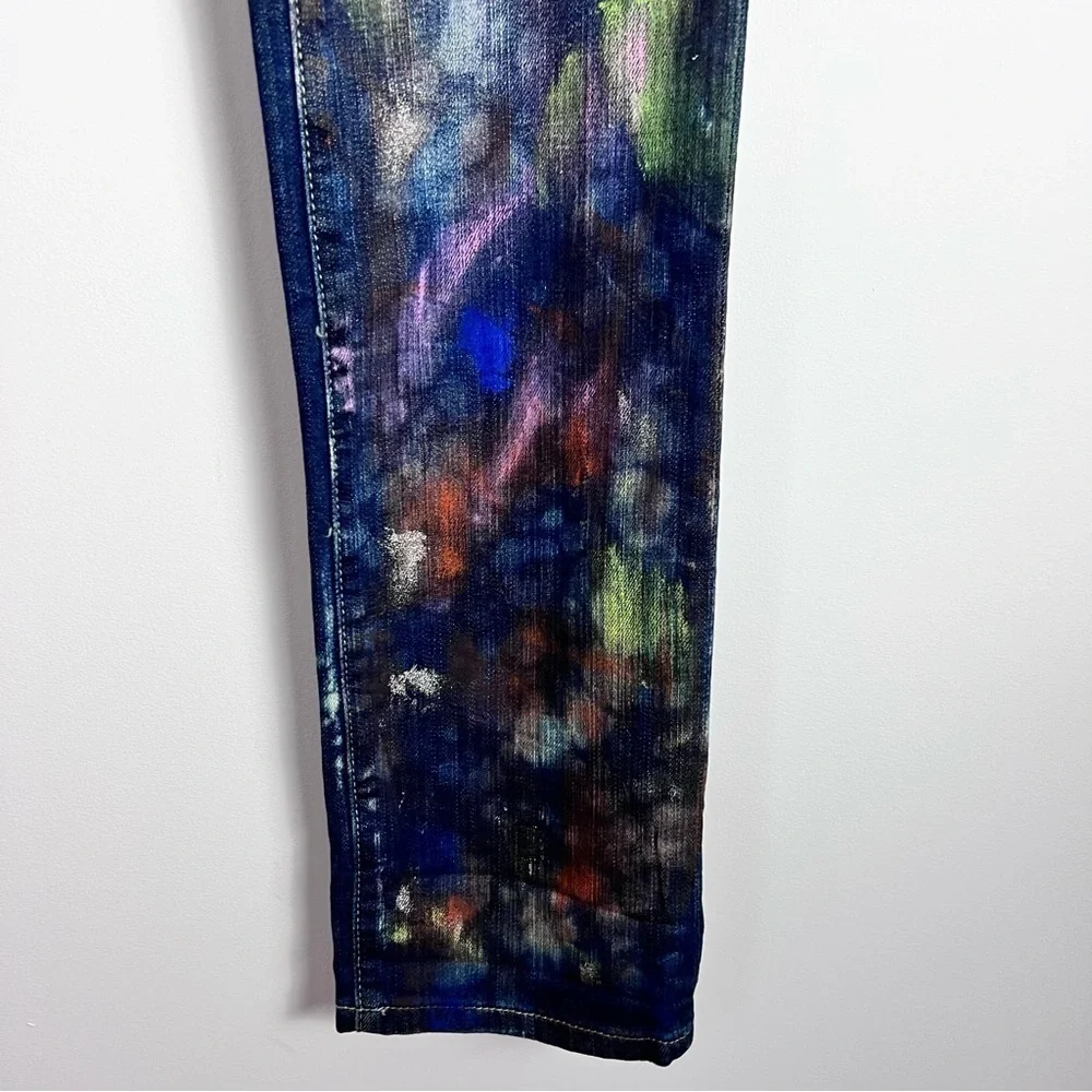 BlankNYC Hand Painted 'Crazy Legs' Splatter Design Slim Straight Leg Jeans - Picture 9 of 16